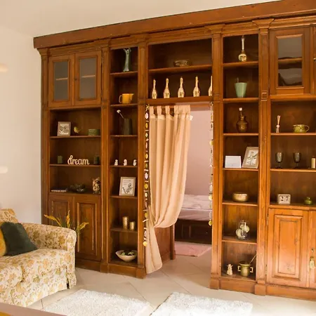 Apartment 9 Stylish In Unirii Square Timisoara